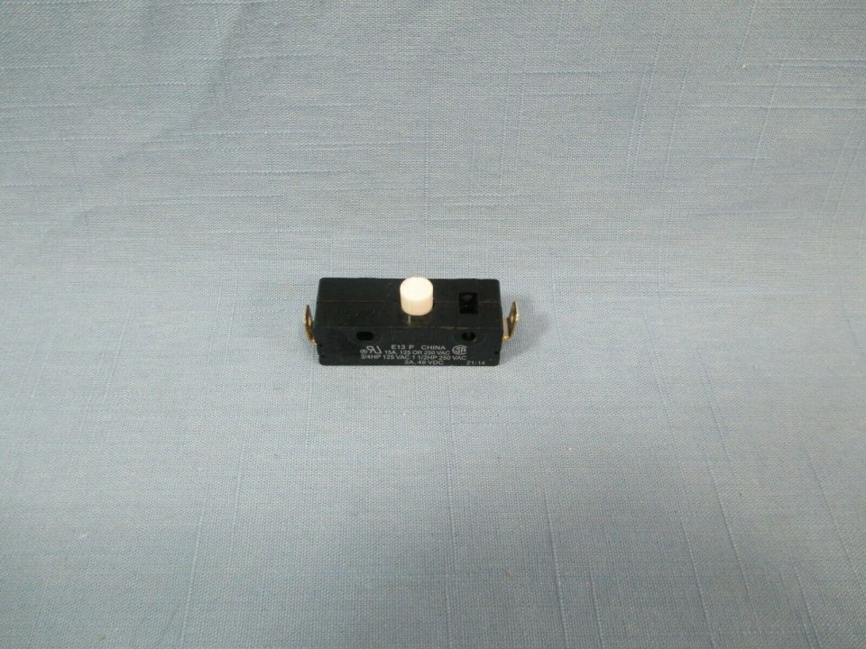 Whirlpool WP208823 SWITCH-PLG