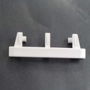 Whirlpool 8268826 CLIP, CUPSHELF